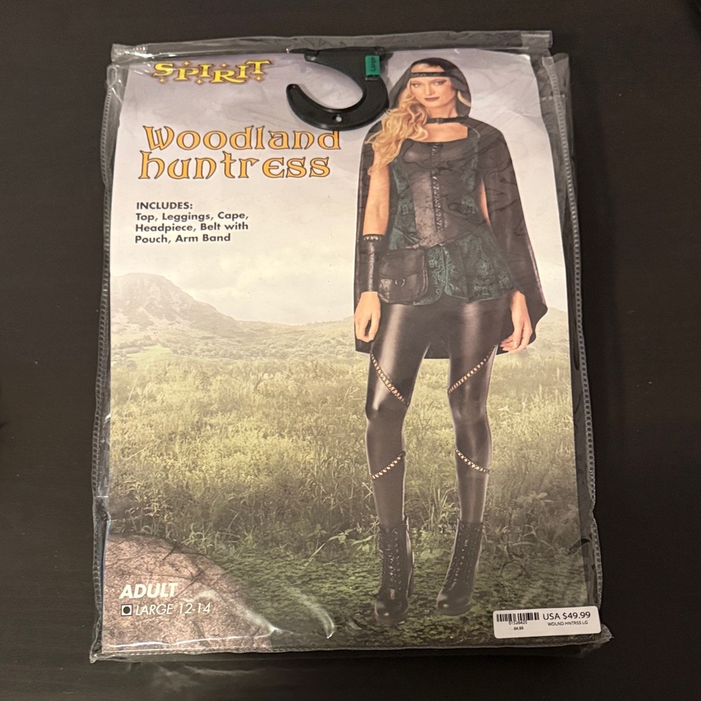 Spirit Woodland Huntress Costume - Green & Black